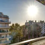 A C 2bdr 6p Flat Just Two Minutes From The Beach! אנטיב