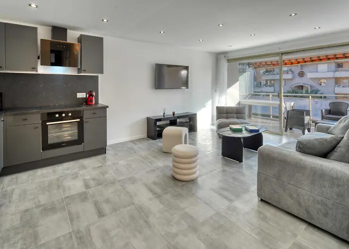 公寓 A C 2bdr 6p Flat Just Two Minutes From The Beach! *